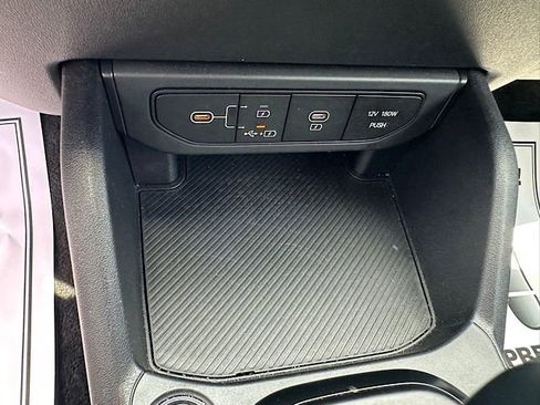 Used 2025 Kia K4 FWD image 26