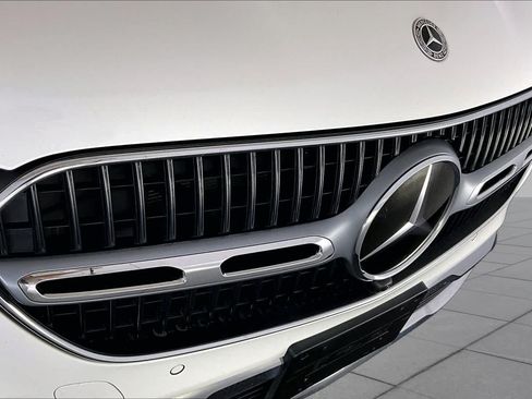 Certified 2024 Mercedes-Benz GLC 300 4MATIC image 29