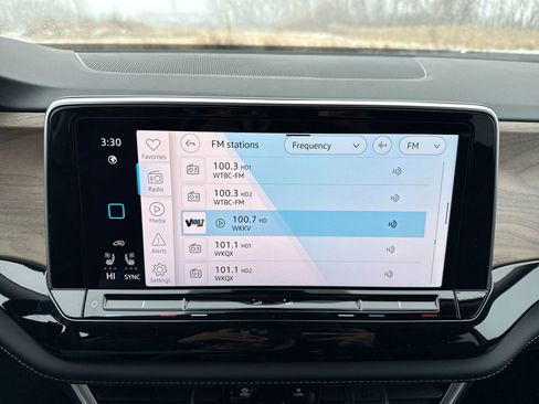 New 2026 Volkswagen Atlas SE image 17