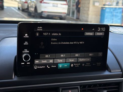 Certified 2023 Honda Pilot Touring image 19
