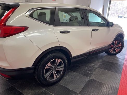 Used 2018 Honda CR-V LX image 10