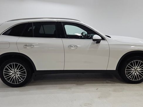 Used 2023 Mercedes-Benz GLC 300 GLC 300 image 11