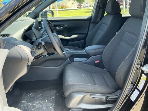 New 2026 Honda HR-V Sport image 9
