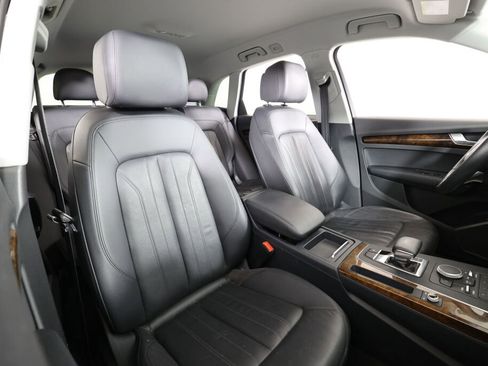 Used 2018 Audi Q5 2.0T Premium AWD/4WD image 25
