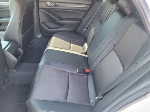 Used 2020 Honda Accord Sport image 11