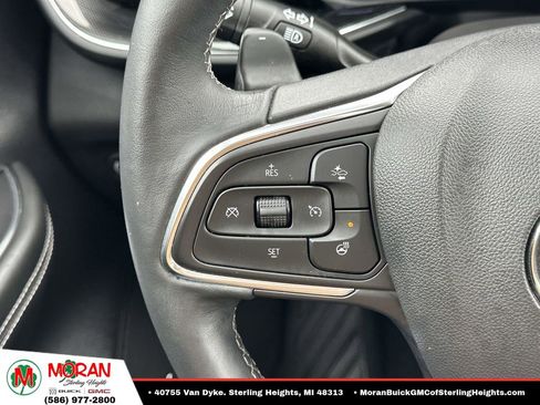 Certified 2022 Buick Envision Essence w/ Technology Package I FWD image 25