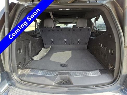 Used 2021 Chevrolet Suburban High Country image 14
