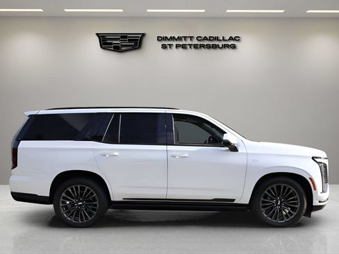 Certified 2025 Cadillac Escalade Sport Platinum AWD/4WD image 6