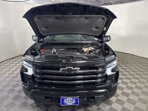 Used 2024 Chevrolet Silverado 1500 High Country w/ Midnight Edition image 4