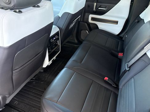 Used 2025 GMC Hummer EV 3X AWD/4WD image 6