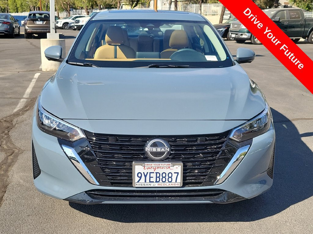 Used 2025 Nissan Sentra SV w/ SV Premium Package FWD image 35
