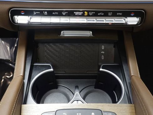 Used 2024 Mercedes-Benz GLE 350 4MATIC image 12