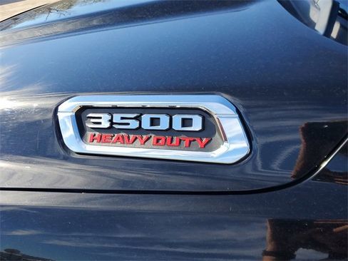 Used 2022 RAM 3500 Laramie image 9