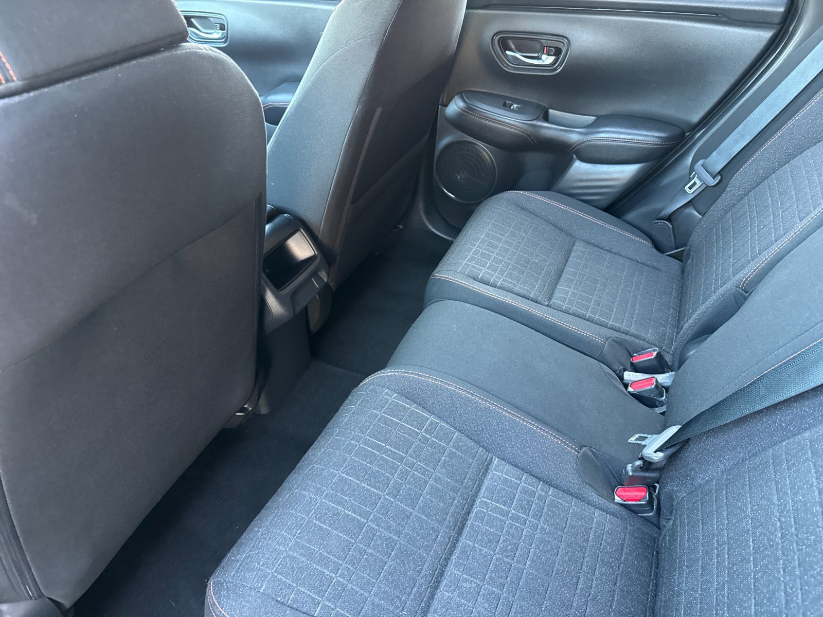 Used 2025 Honda HR-V Sport image 11