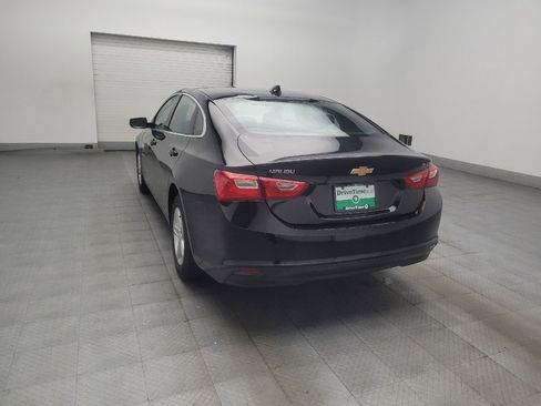 Used 2025 Chevrolet Malibu LT FWD image 5