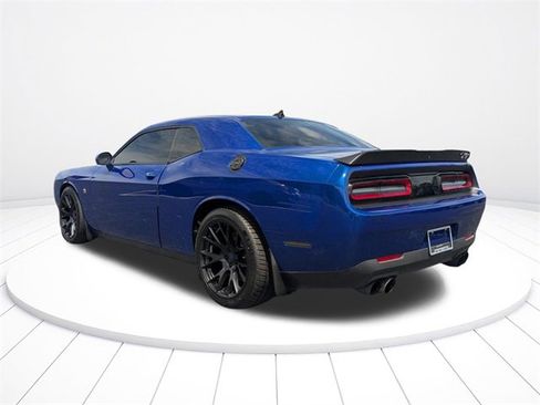 Used 2018 Dodge Challenger R/T Scat Pack image 5