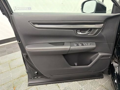 Used 2026 Honda CR-V Sport image 11