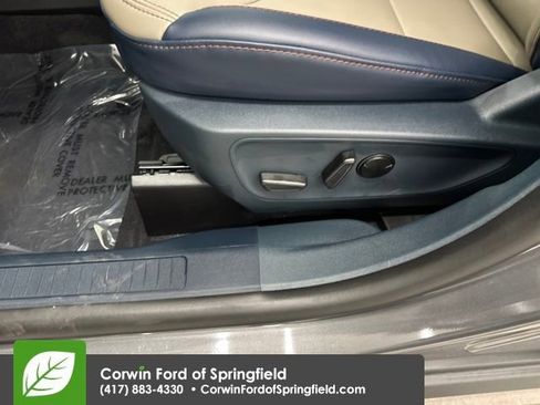 New 2026 Ford Maverick Lariat image 36