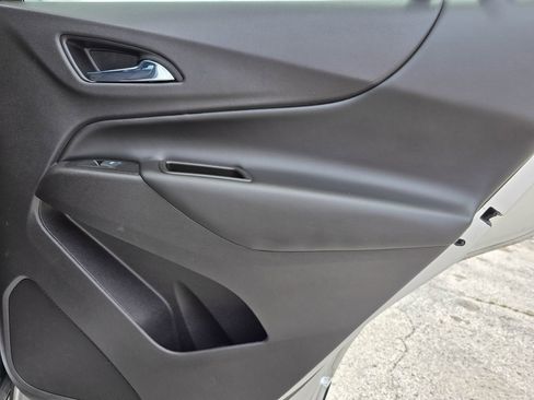 Used 2020 Chevrolet Equinox LT image 33