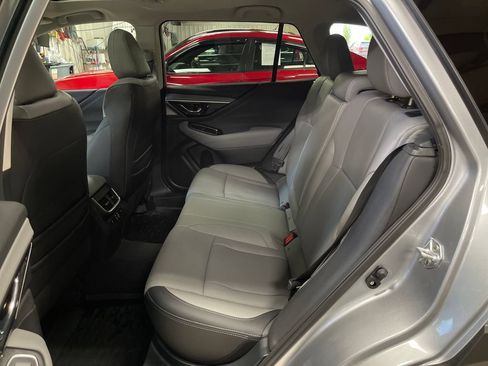 Certified 2025 Subaru Outback Limited AWD/4WD image 27