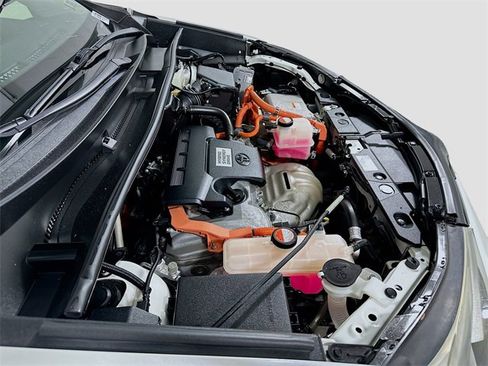 Used 2016 Toyota RAV4 Limited image 27