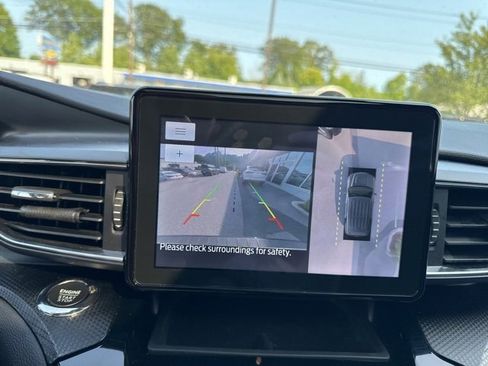 Certified 2022 Ford Explorer ST-Line w/ Class IV Trailer Tow Package image 21