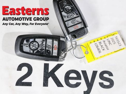 Used 2025 Lincoln Aviator Reserve w/ Illumination Package AWD/4WD image 26