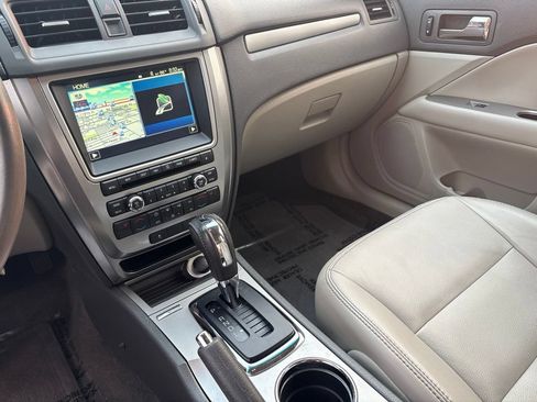 Used 2010 Ford Fusion Hybrid FWD image 22