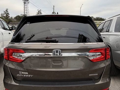 Used 2019 Honda Odyssey Touring image 6