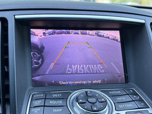 Used 2013 INFINITI G37 Journey w/ Premium Pkg image 7