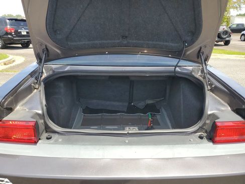 Used 2014 Dodge Challenger R/T image 7