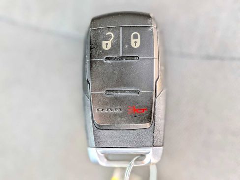 Used 2024 RAM 3500 Big Horn image 34