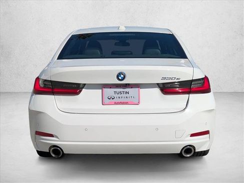 Used 2023 BMW 330e w/ Convenience Package RWD image 7