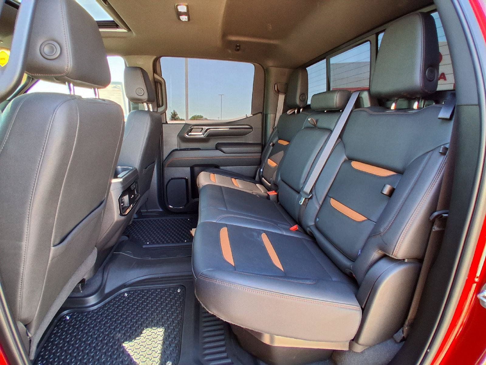 Used 2024 GMC Sierra 1500 AT4 w/ Technology Package AWD/4WD image 21