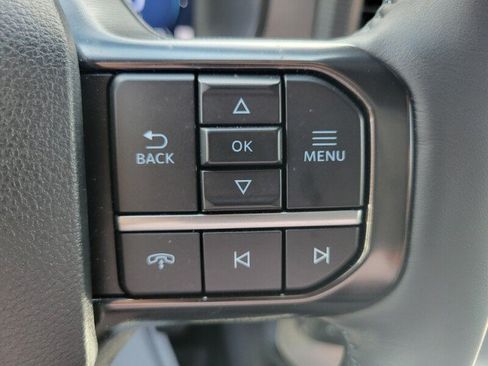 Used 2025 Ford F150 Platinum w/ Equipment Group 702A High AWD/4WD image 19