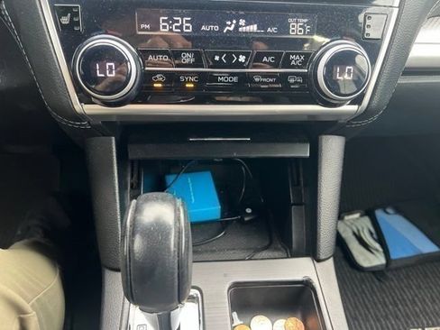 Used 2018 Subaru Outback 2.5i Premium AWD/4WD image 37
