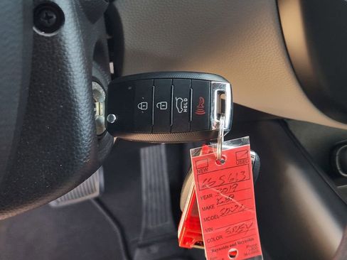 Used 2019 Kia Soul Base w/ Convenience Package image 26