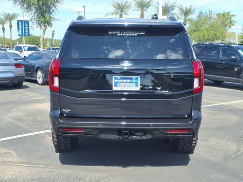 Used 2025 Ford Expedition Active image 5