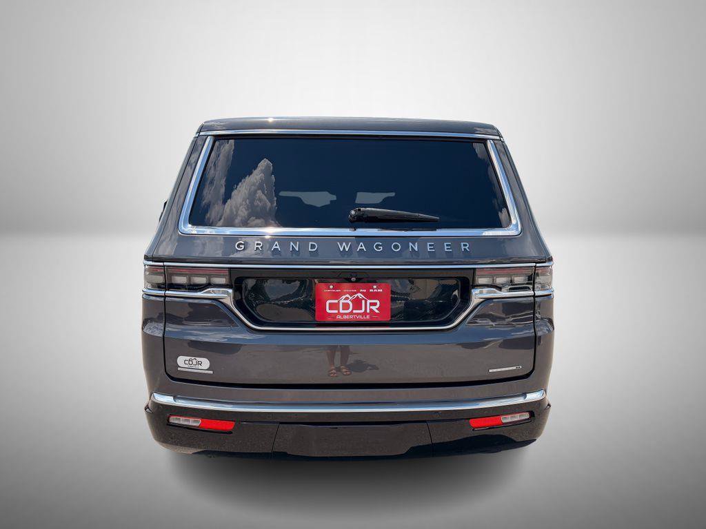Used 2022 Jeep Grand Wagoneer Series I AWD/4WD image 9