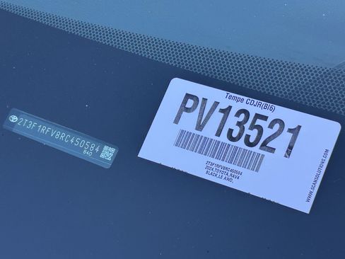 Used 2024 Toyota RAV4 LE image 32