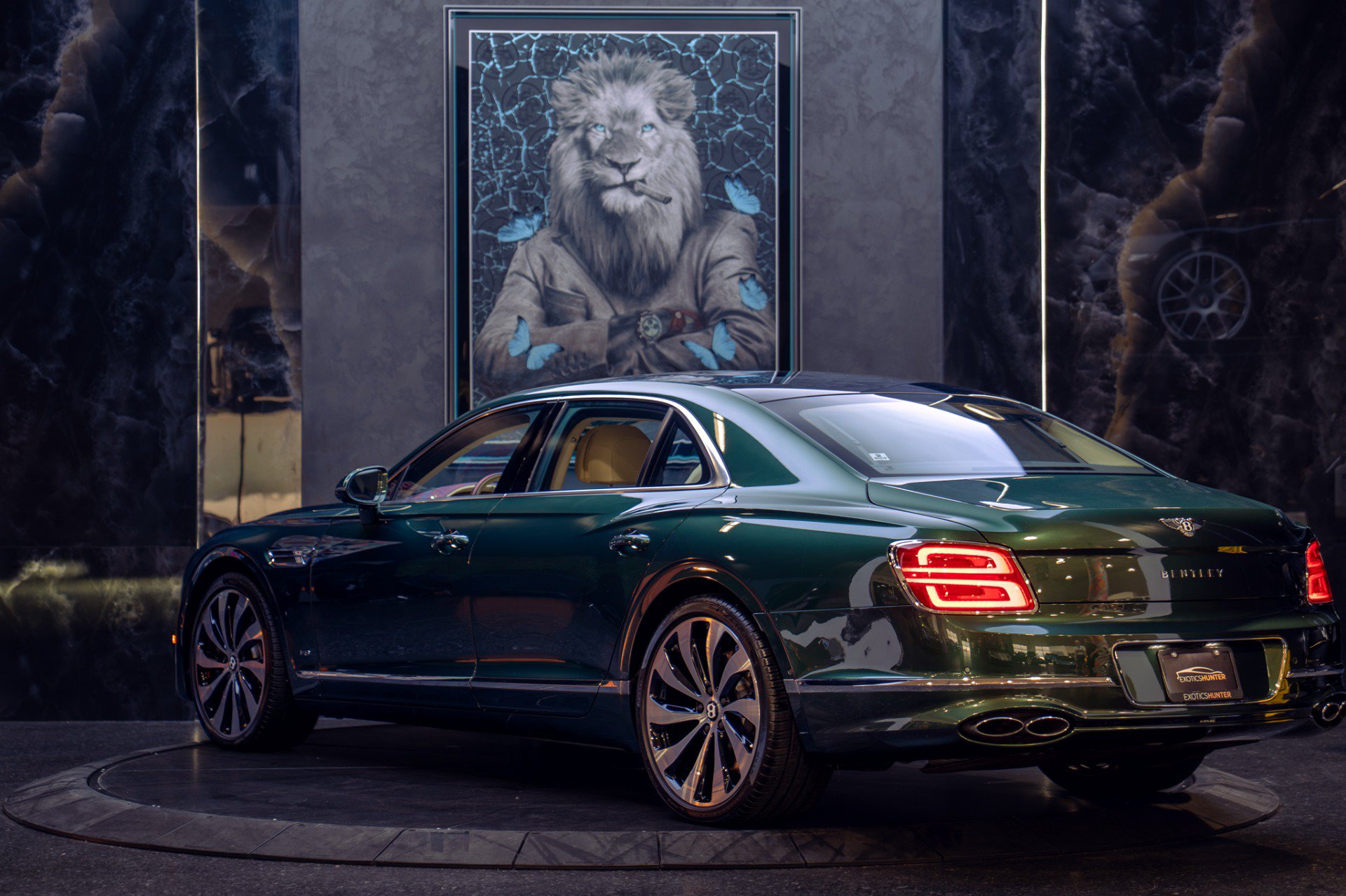 Used 2022 Bentley Flying Spur V8 AWD/4WD image 4