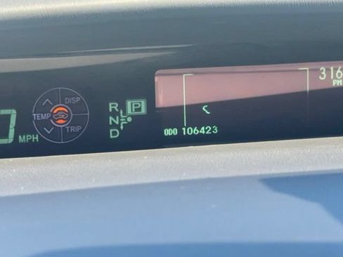 Used 2015 Toyota Prius Two FWD image 4