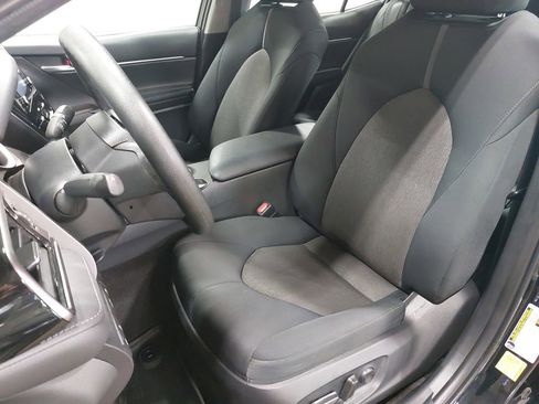Used 2023 Toyota Camry LE FWD image 14