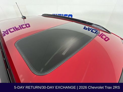 Used 2026 Chevrolet Trax RS w/ Sunroof Package FWD image 17