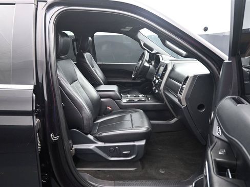 Used 2020 Ford Expedition Max XLT w/ Equipment Group 202A AWD/4WD image 9