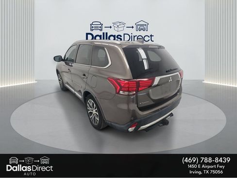 Used 2017 Mitsubishi Outlander SE image 9