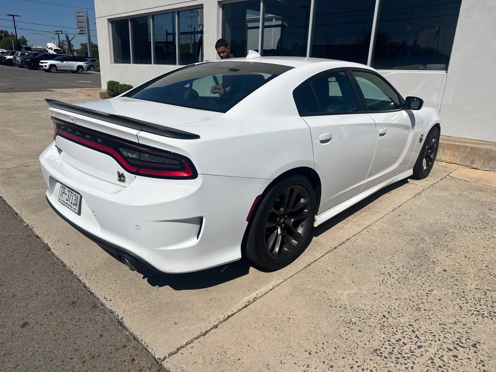 Used 2023 Dodge Charger Scat Pack w/ Plus Group RWD image 2