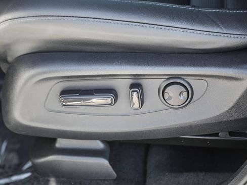 Used 2023 Honda CR-V EX-L image 19