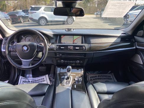 Used 2016 BMW 550i Sedan RWD image 11