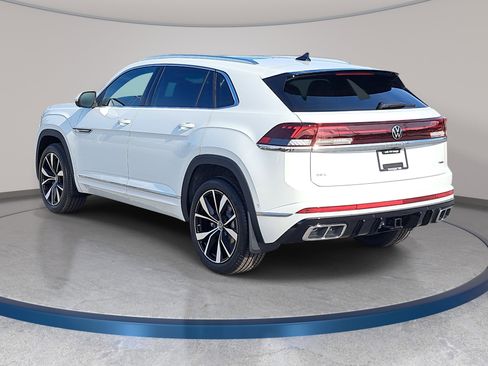 New 2026 Volkswagen Atlas Cross Sport SEL Premium R-Line AWD/4WD image 7